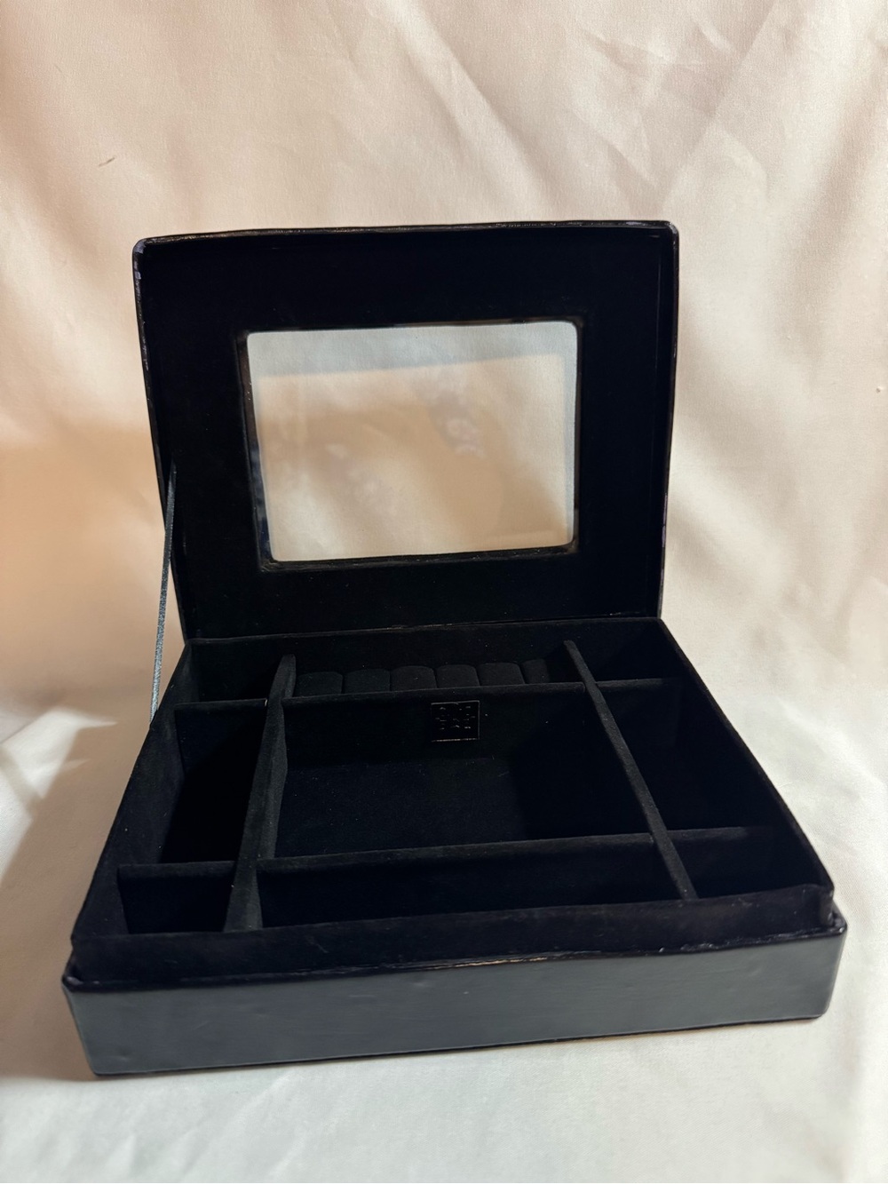 Velvet Embroidered Jewelry Box Beaded Floral Glass Top Ring Organizer Black - Picture 3 of 9